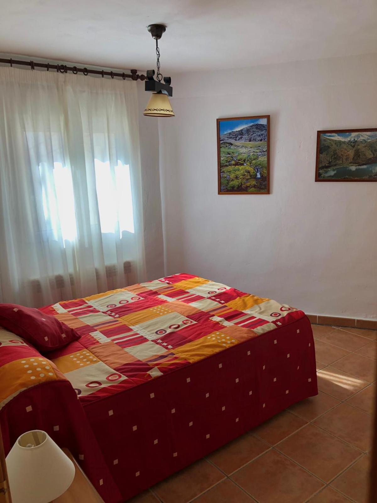 Casa Maribel Villa Guejar-Sierra Bagian luar foto
