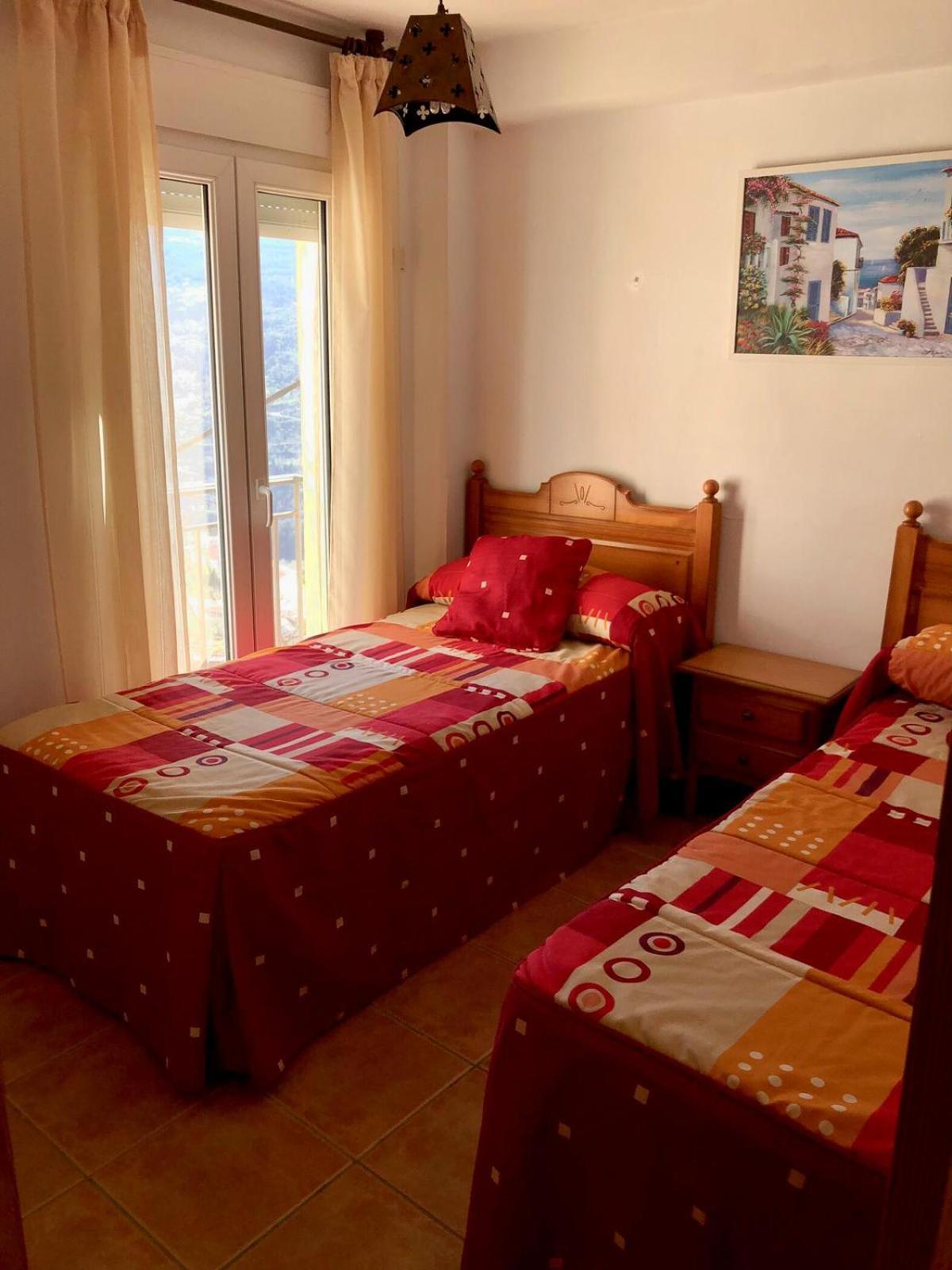 Casa Maribel Villa Guejar-Sierra Bagian luar foto