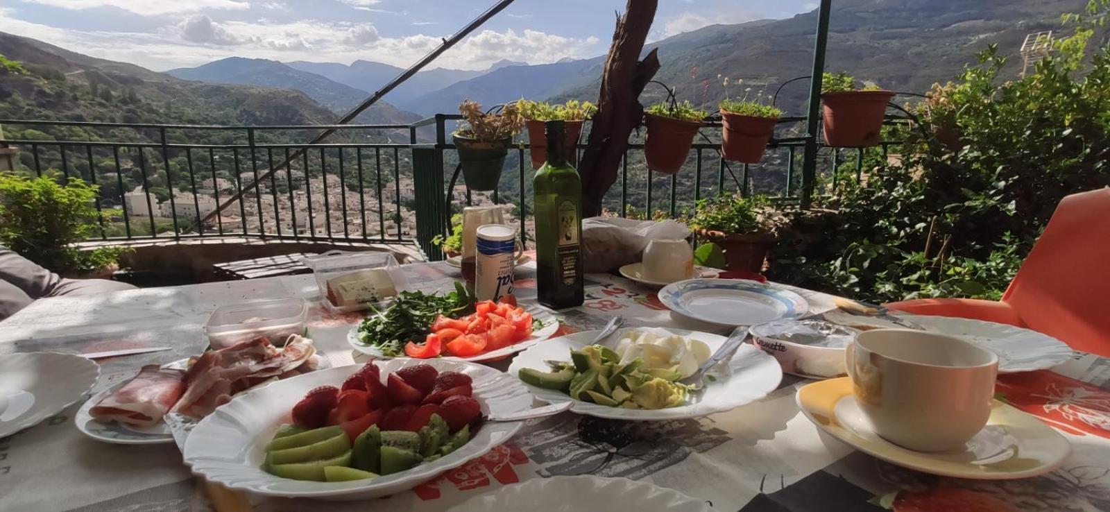 Casa Maribel Villa Guejar-Sierra Bagian luar foto