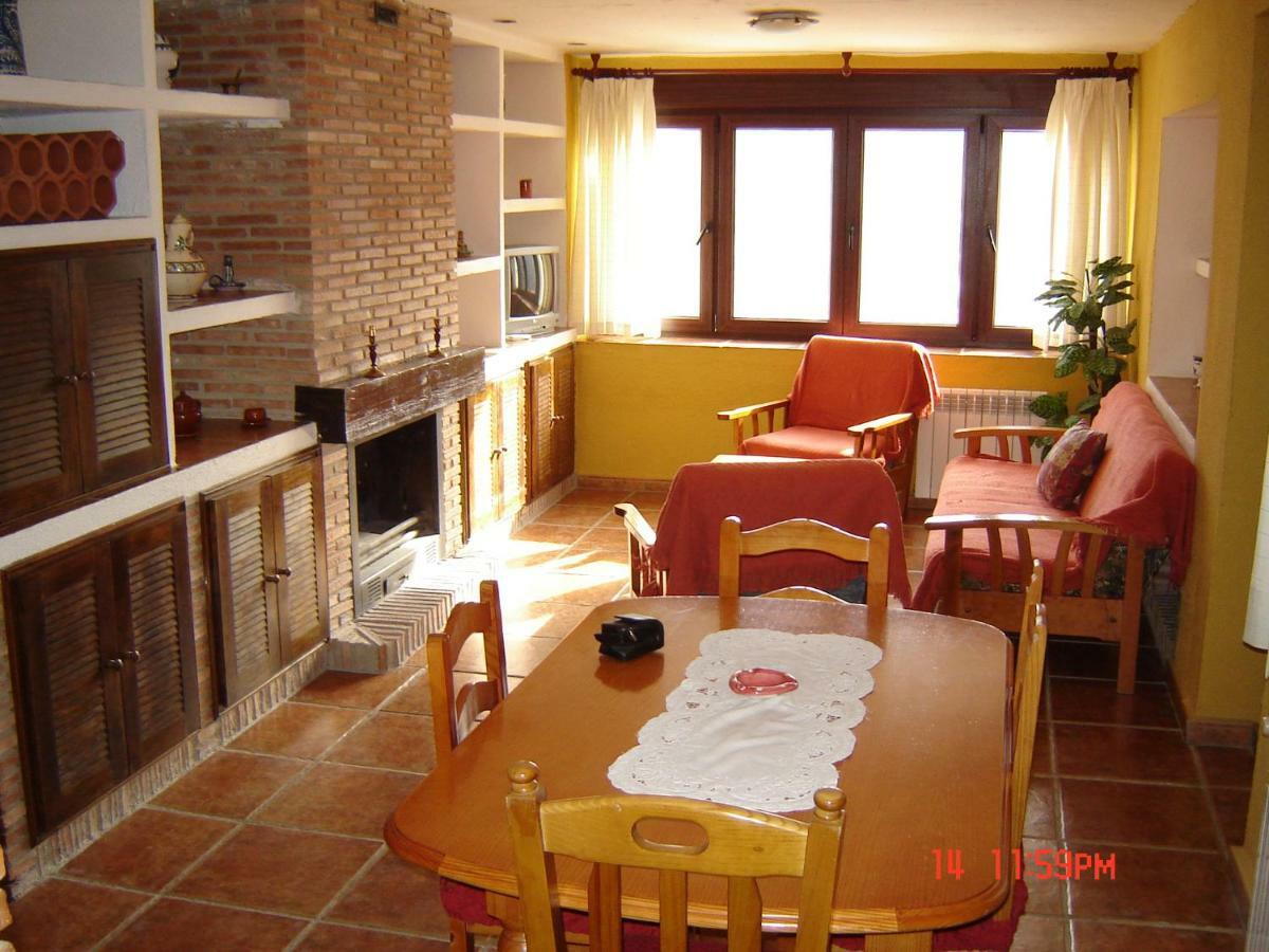 Casa Maribel Villa Guejar-Sierra Bagian luar foto