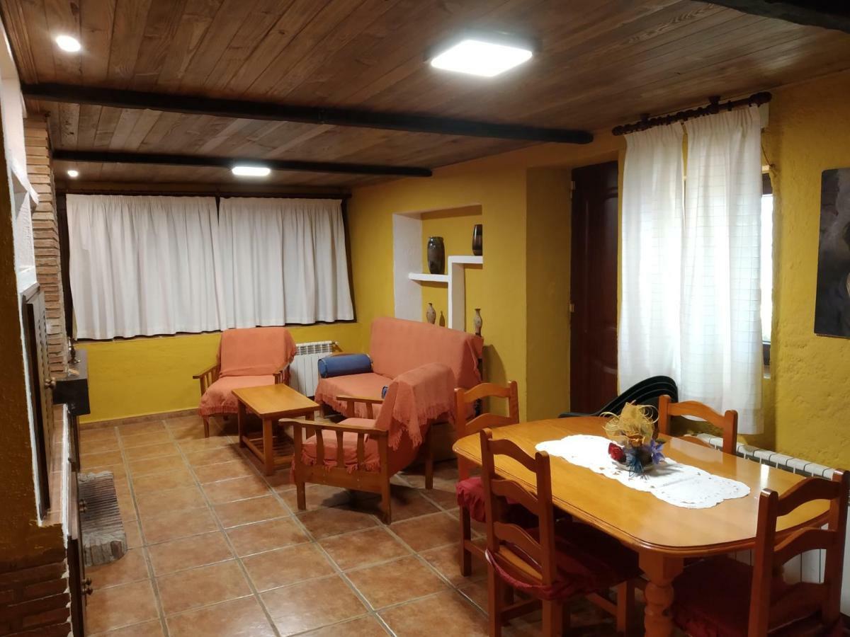 Casa Maribel Villa Guejar-Sierra Bagian luar foto
